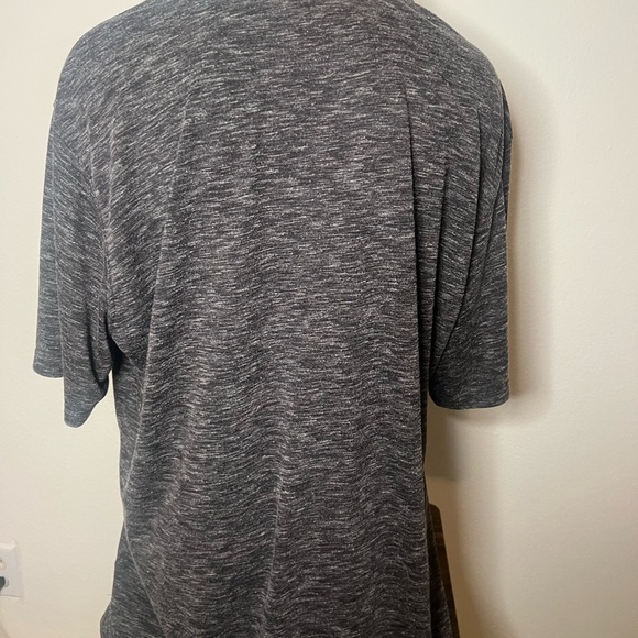 Grey basic tee - Picture 4 of 4